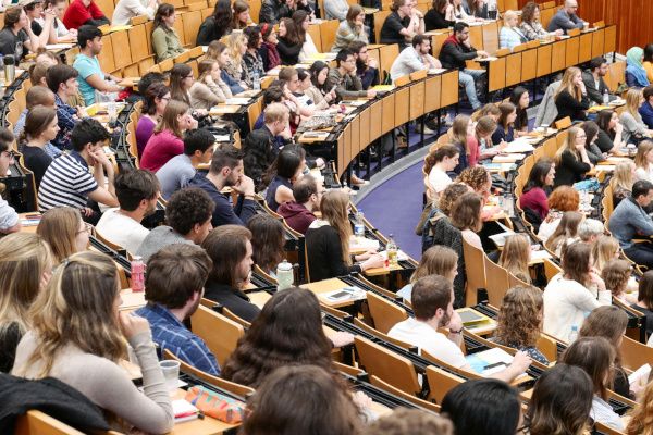 Erasmus Studenten in der Freien Universität Berlin