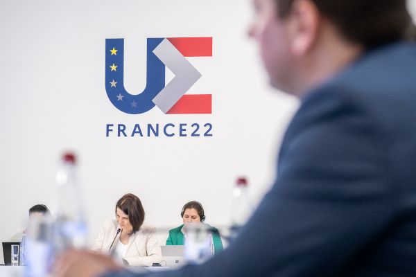 Bundesministerin Karoline Edtstadler beim informellen Rat "Allgemeine Angelegenheiten" im französischen Arles