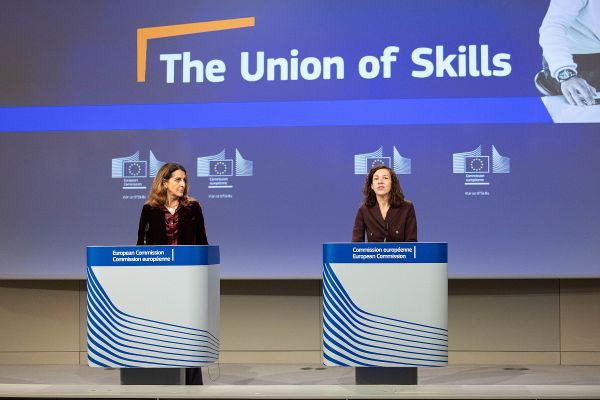 Foto Roxana Minzatu, Europäische Kommission