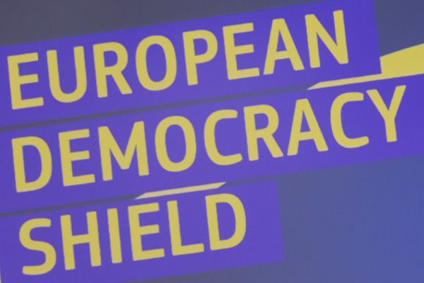 Schriftzug "European Democracy Shield"