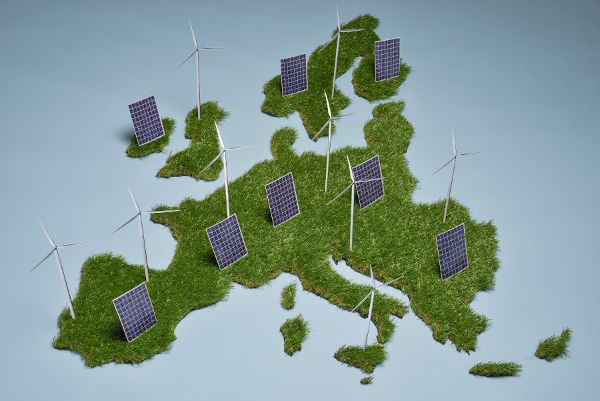 Thematic photos on the 10 priorities of Juncker's Commission: graffiti - climate action and energy