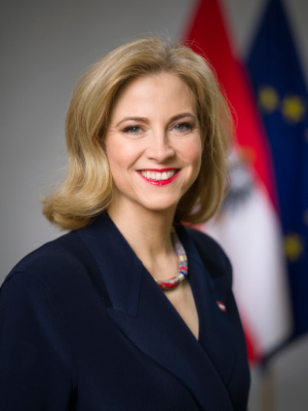 Portrait Beate Meinl-Reisinger