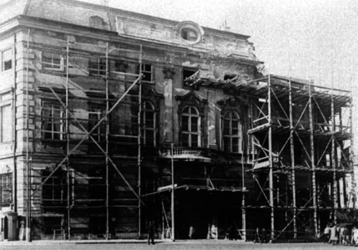 Reconstruction of the main entrance