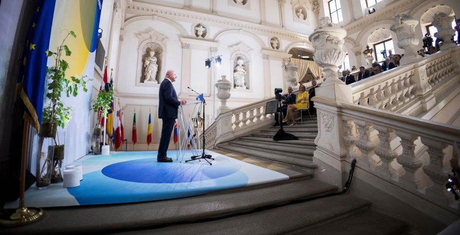 Bundeskanzler Stocker beim Europa-Forum Wachau