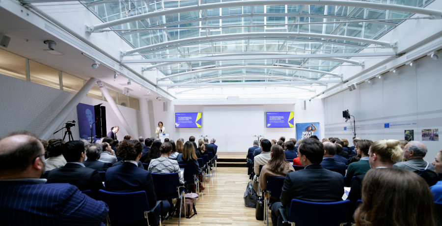 Bundesministerin Edtstadler bei Jahreskonferenz zur Umsetzung des EU Aufbauplans in Österreich