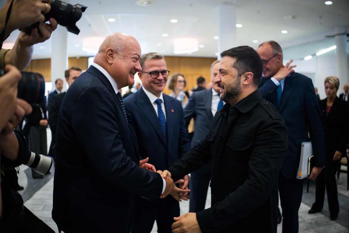 Bundeskanzler Christian Stocker und und ukrainischer Präsident Wolodymyr Selenskyj