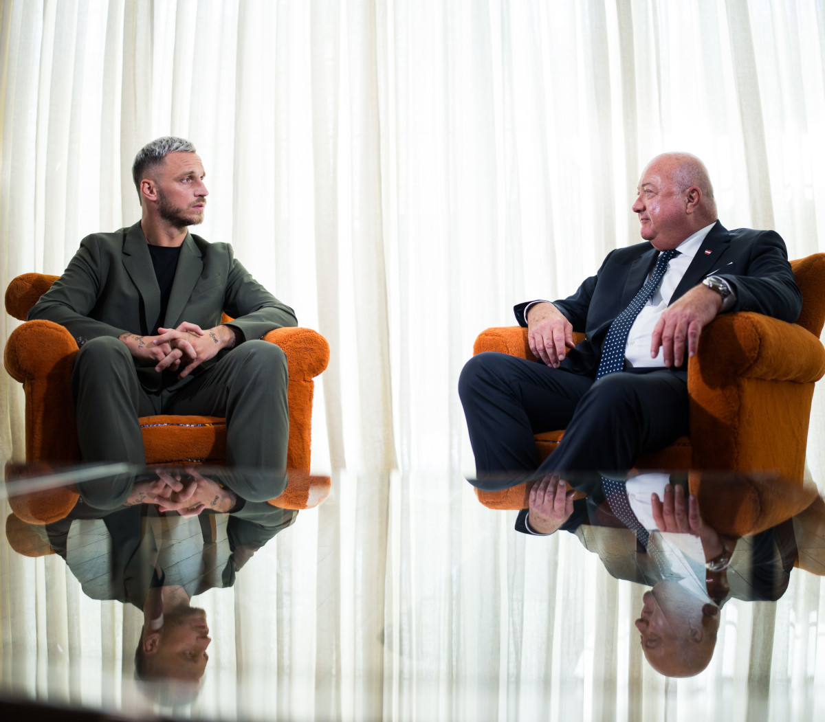 Bundeskanzler Christian Stocker mit Marko Arnautović