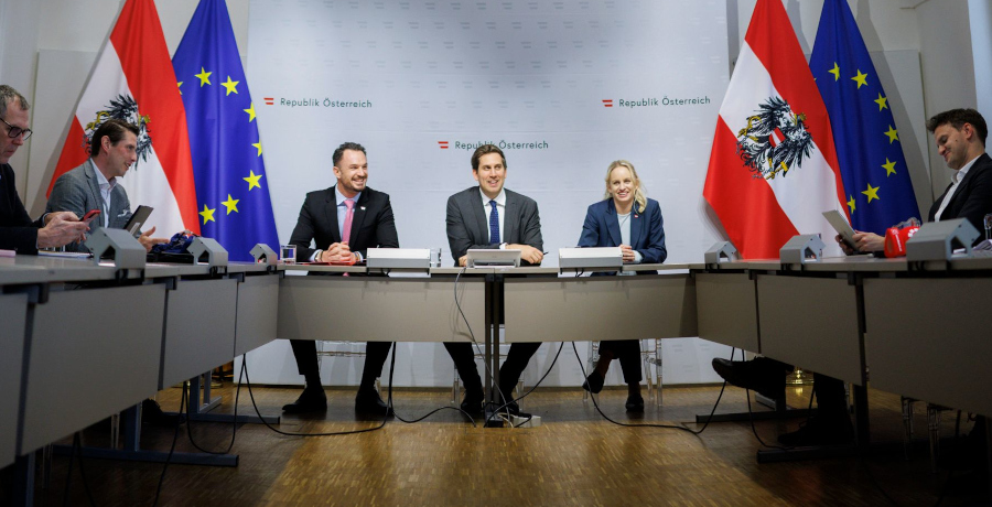 Pressegespräch "Bilanz nach einem Jahr Regierungskoordination"