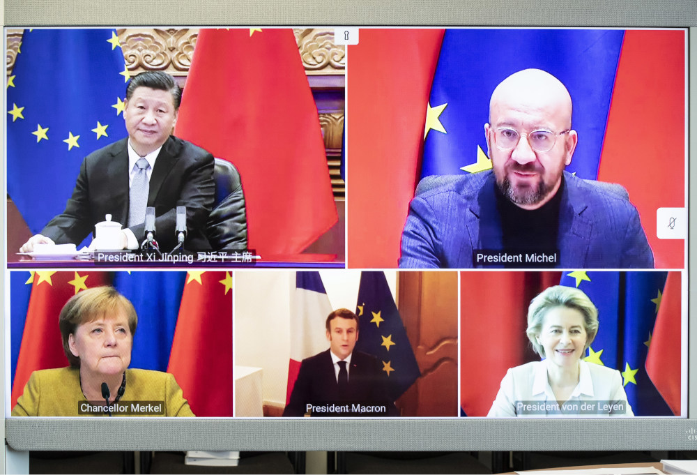 Staatspräsident der Volksrepublik China Xi Jinping, Präsident des Europäischen Rates Charles Michel, Bundeskanzlerin der der Bundesrepublik Deutschland Angela Merkel, Staatspräsident von Frankreich Emmanuel Macron, Präsidentin der Europäischen Kommission Ursula von der Leyen